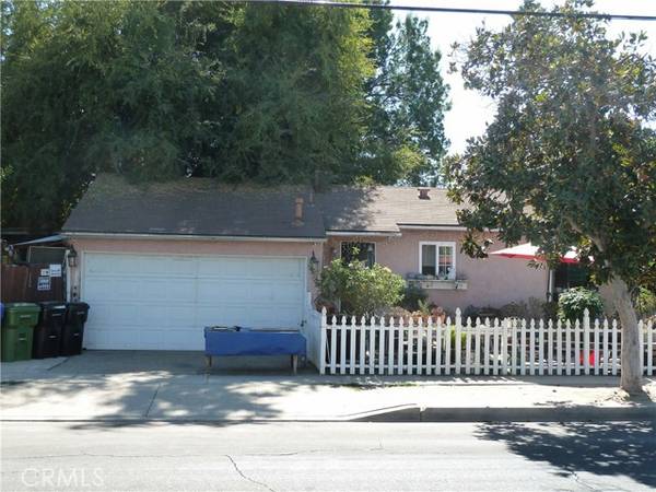 6956 Hesperia Avenue, Reseda (los Angeles), CA 91335