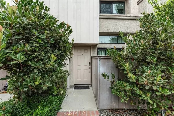 15239 Magnolia Boulevard #D, Sherman Oaks, CA 91403