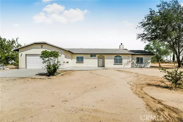11321 Wolf Drive, Phelan, CA 92371
