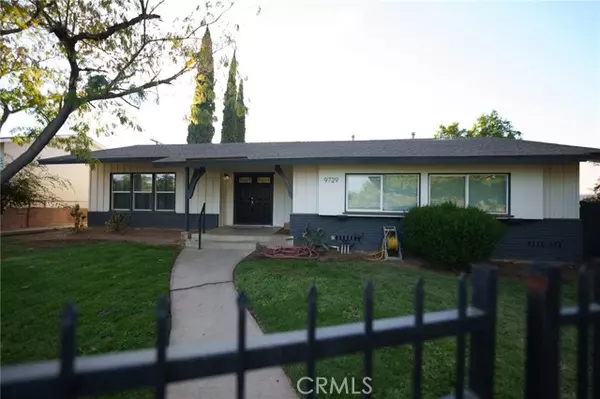 9729 Woodley Ave, North Hills (los Angeles), CA 91343