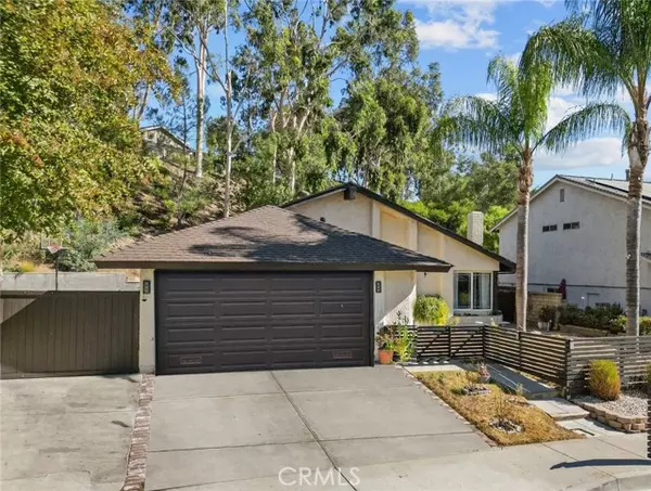 Saugus (santa Clarita), CA 91350,21933 Scallion Drive