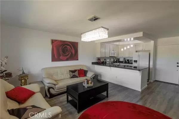 Canoga Park (los Angeles), CA 91303,6825 Alabama Avenue #313