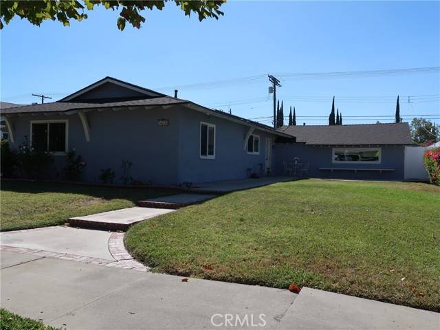 24130 Vanowen Street, West Hills (los Angeles), CA 91307