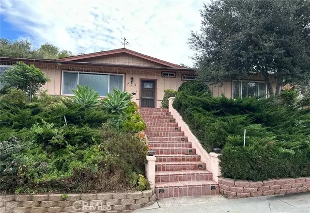 San Marcos, CA 92069,754 Via Flora Road