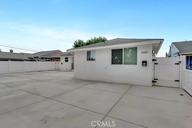 Reseda (los Angeles), CA 91335,6850 Claire