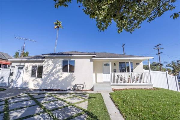 8002 Hazeltine Ave, Panorama City (los Angeles), CA 91402