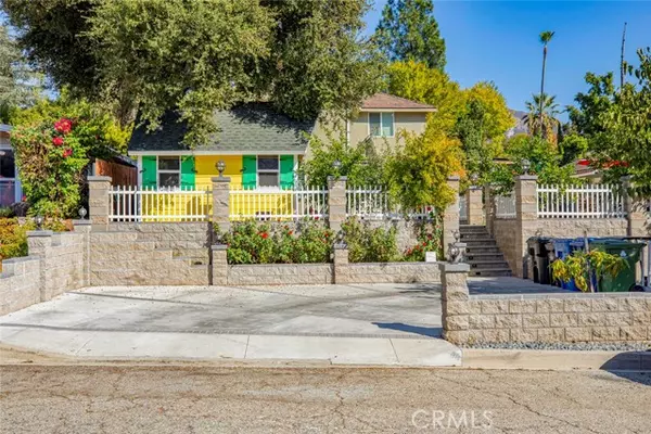 6209 Mayfield Avenue, La Crescenta, CA 91214