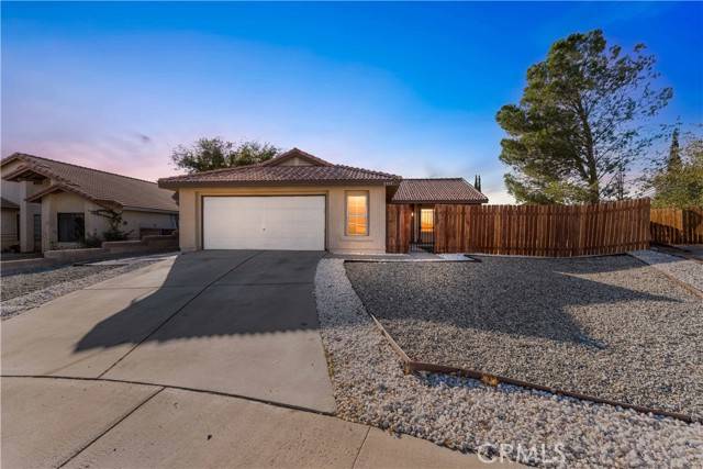 3357 Discovery Way, Rosamond, CA 93560