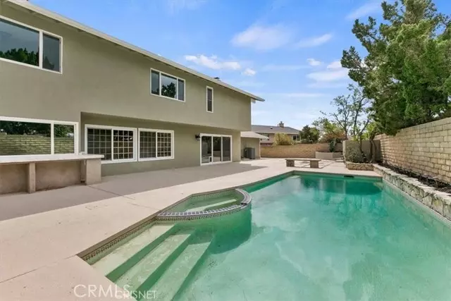 Porter Ranch (los Angeles), CA 91326,11633 Spy Glass Drive