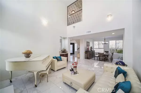 Canyon Country (santa Clarita), CA 91351,18510 Himalayan Court