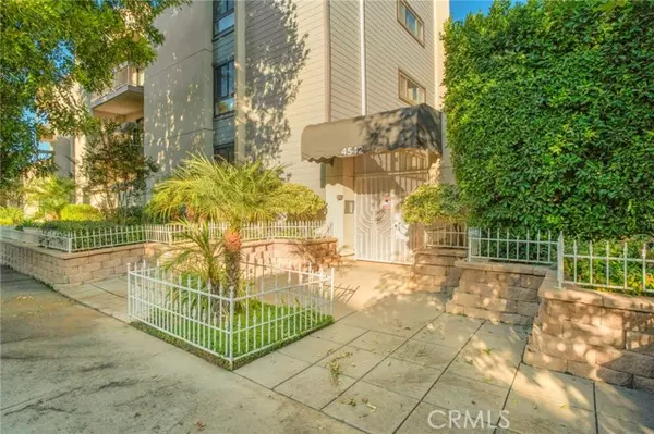 Sherman Oaks, CA 91403,4542 Willis Avenue #201