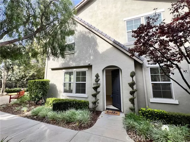 Valencia (santa Clarita), CA 91354,27278 Arbor Place