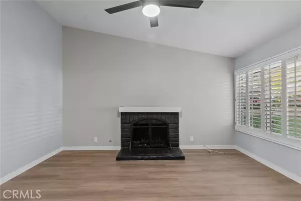 Saugus (santa Clarita), CA 91350,27944 Oregano Circle