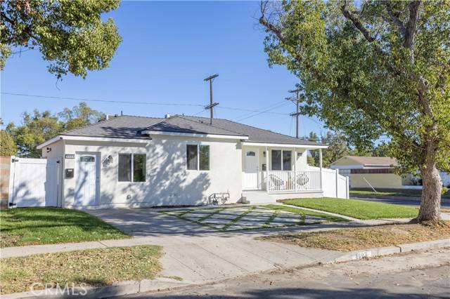 8002 Hazeltine Ave, Panorama City (los Angeles), CA 91402