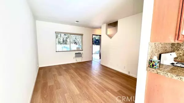 Simi Valley, CA 93063,6106 Cedar Street