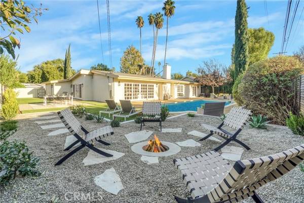 4741 Abbeyville Avenue, Woodland Hills (los Angeles), CA 91364