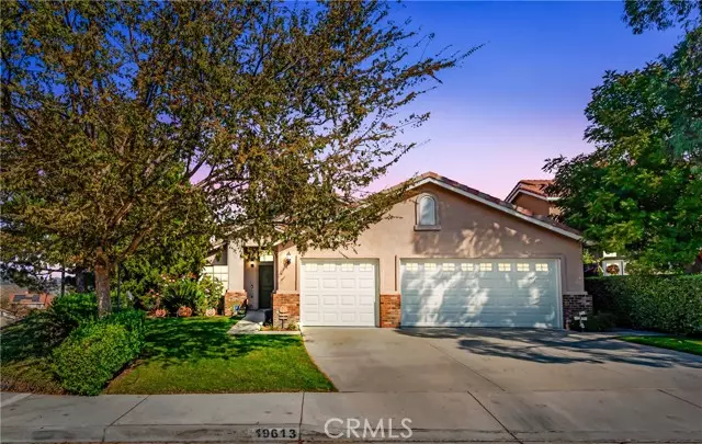 Canyon Country (santa Clarita), CA 91351,19613 Sunrise