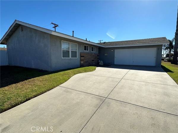 1130 W Kamala Street, Oxnard, CA 93033