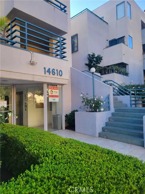 14610 Erwin Street #304, Van Nuys (los Angeles), CA 91411