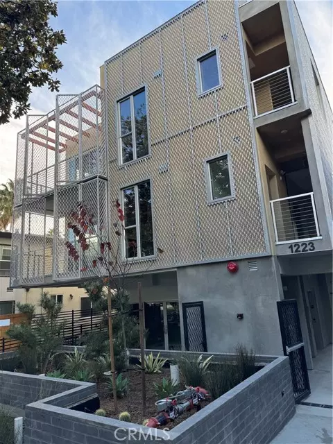 1223 N Hayworth Avenue #4, West Hollywood, CA 90046