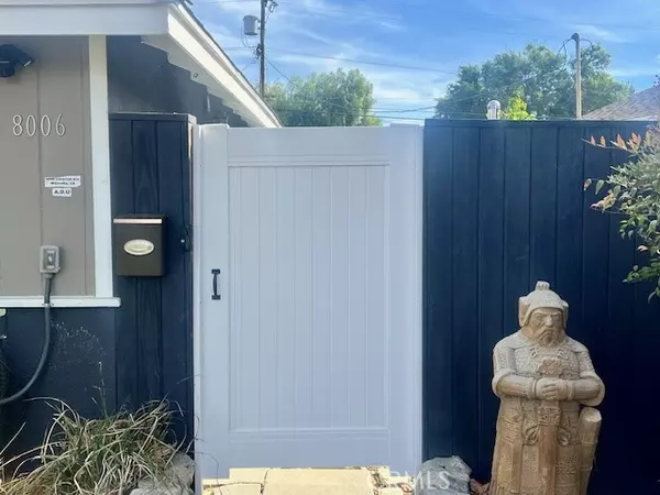 Winnetka (los Angeles), CA 91306,8006 N Limerick Avenue