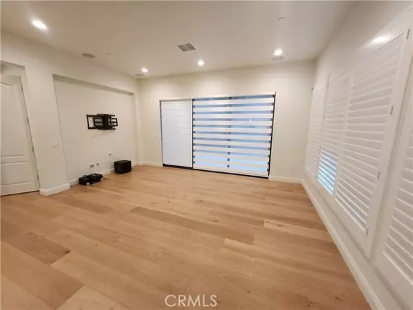 Porter Ranch (los Angeles), CA 91326,20717 Pine Cone Circle