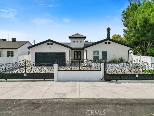 13840 Valerio Street, Van Nuys (los Angeles), CA 91405