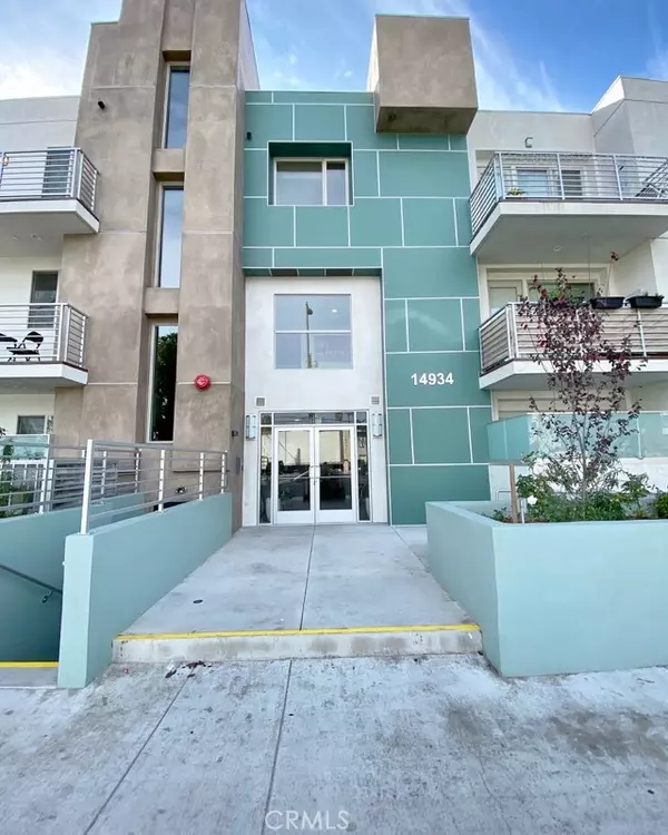 14934 Burbank Boulevard #301, Sherman Oaks, CA 91411