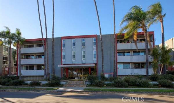 4915 Tyrone Avenue #318, Sherman Oaks, CA 91423