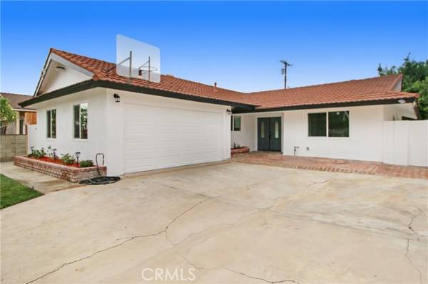 10283 Lev Avenue, Arleta (los Angeles), CA 91331