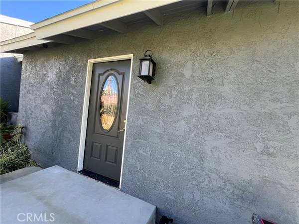 13796 Astoria Street, Sylmar (los Angeles), CA 91342