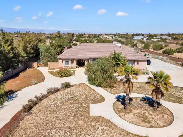 2259 W Avenue O8, Palmdale, CA 93551