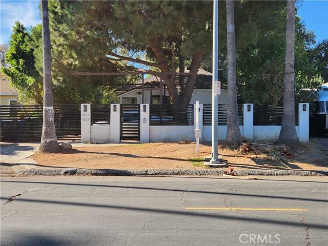 7423 Owensmouth Avenue, Canoga Park (los Angeles), CA 91303