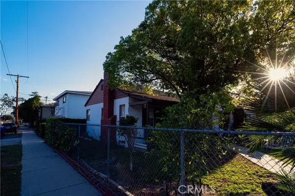 North Hollywood (los Angeles), CA 91606,11554 haynes street