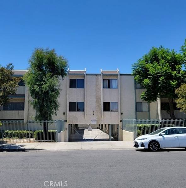 8801 Cedros Avenue #11, Panorama City (los Angeles), CA 91402