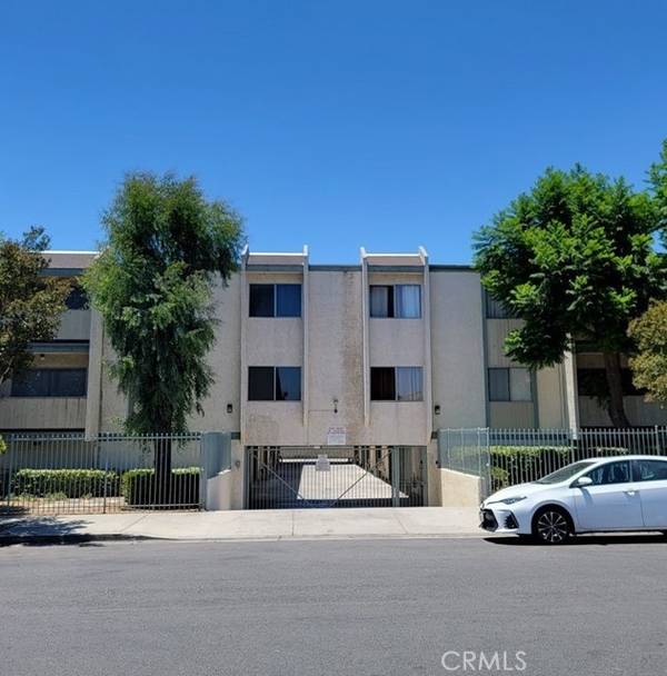 8801 Cedros Avenue #11, Panorama City (los Angeles), CA 91402