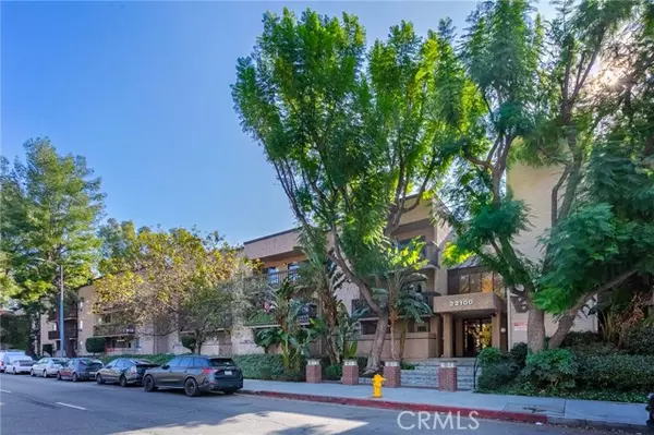 22100 Burbank Boulevard #106A, Woodland Hills (los Angeles), CA 91367