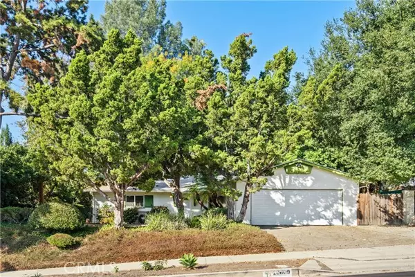 20609 Clark Street, Woodland Hills (los Angeles), CA 91367