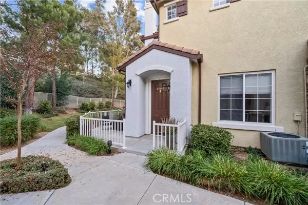 Valencia (santa Clarita), CA 91354,23449 Abbey Glen Place