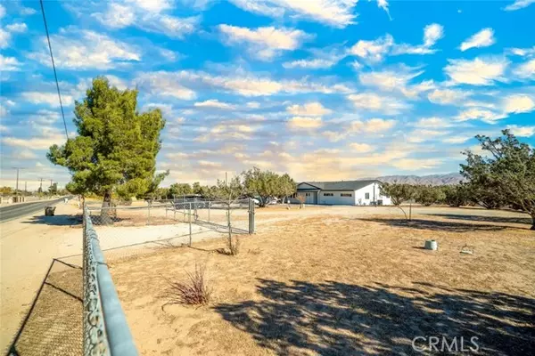 Hesperia, CA 92345,7587 3rd Avenue