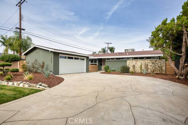 16451 San Jose Street, Granada Hills (los Angeles), CA 91344