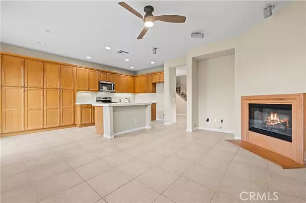 Saugus (santa Clarita), CA 91350,28363 Mirabelle Lane