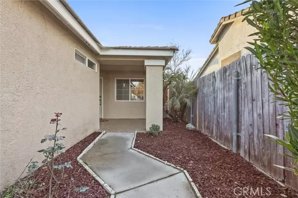 Bakersfield, CA 93313,5005 Rogue Water Court