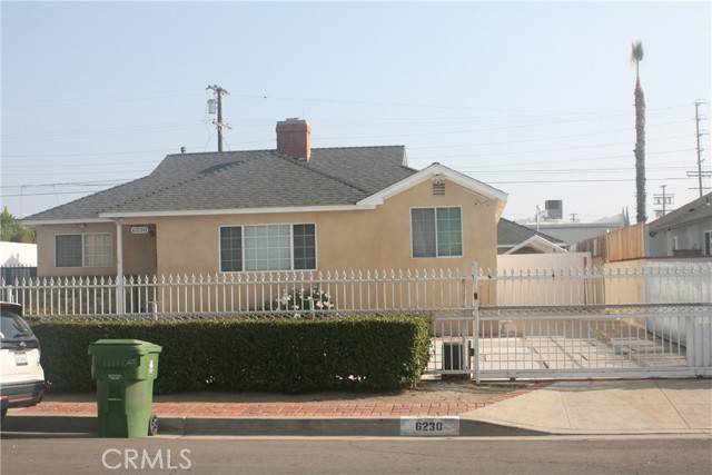 6230 Peach Avenue, Van Nuys (los Angeles), CA 91411