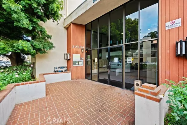 Winnetka (los Angeles), CA 91306,20234 Cantara Street #317