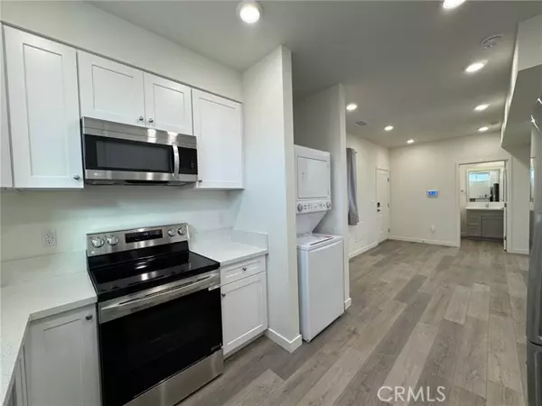 9623 Haas Avenue, Los Angeles, CA 90047