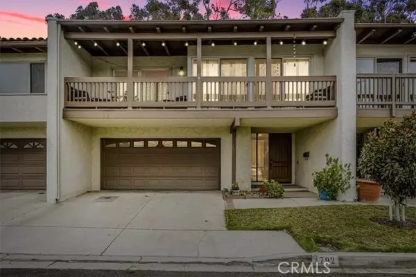 792 Woodlawn Drive, Thousand Oaks, CA 91360