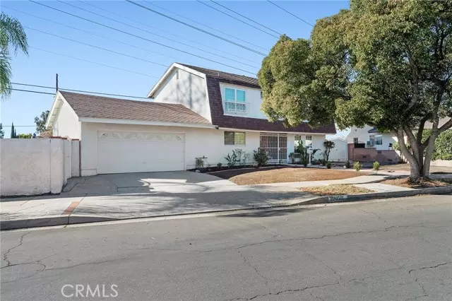 San Fernando, CA 91345,10521 Cedros Avenue