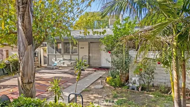 Winnetka (los Angeles), CA 91306,8119 Mcnulty Avenue