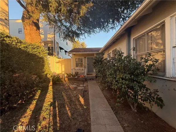 5800 Kester Avenue, Van Nuys (los Angeles), CA 91411